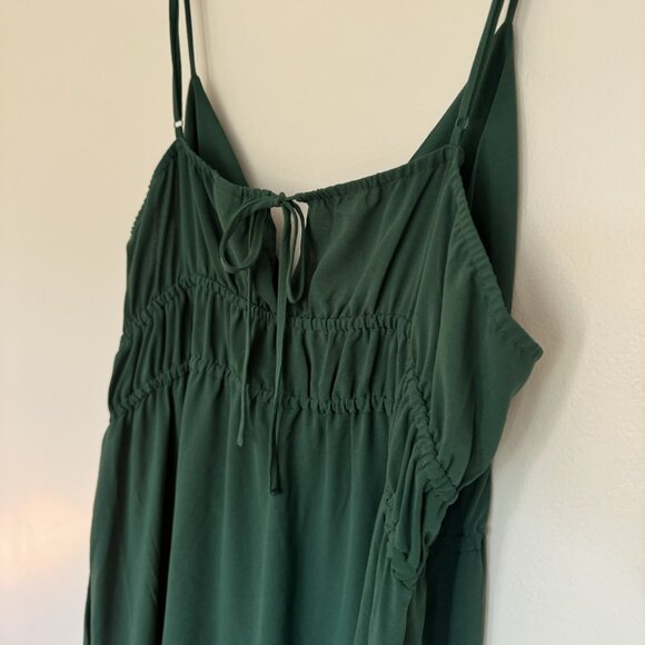 A New Day Emerald Green Dress - Picture 4 of 5